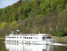 Dampfer auf der Weser